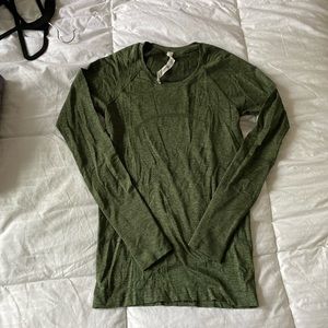 Lululemon Swiftly Tech Long Sleeve